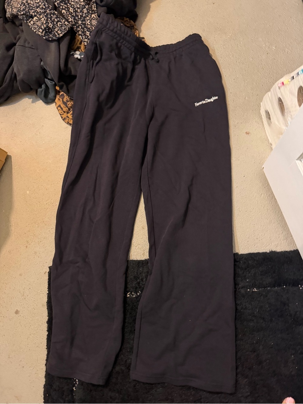 Favorite Daughter Black Logo Wide Leg Sweatpants sz L